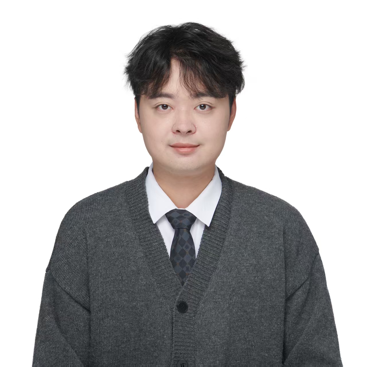Yidong Luo